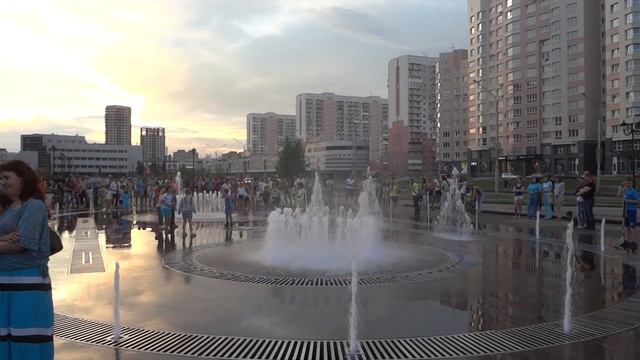 Новокузнецк Поющий фонтан 3 смотреть онлайн