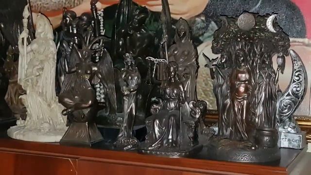 ПЛАЗМОИДЫ ШОНГИ ВЕДЬМИНА ИЗБА ИНГА ХОСРОЕВА смотреть онлайн