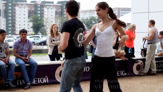 Танец Хастл 1