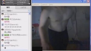 Crazy korean guy smashes window while screaming bloody murder (Full Video)