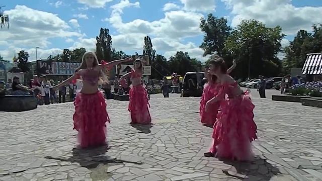 Студия восточного танца "Ориенталь",Орел,руководитель Елена Короткова. смотреть онлайн