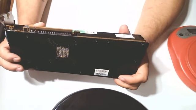 Красный монстр HD 6970