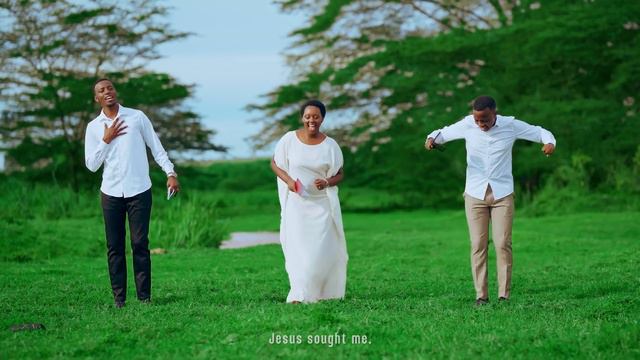 NILIKWENDA MBALI SANA(SMS SKIZA 6930248) - PAPI CLEVER & DORCAS ft MERCI PIANIST : MORN WORSH EP 13 смотреть онлайн