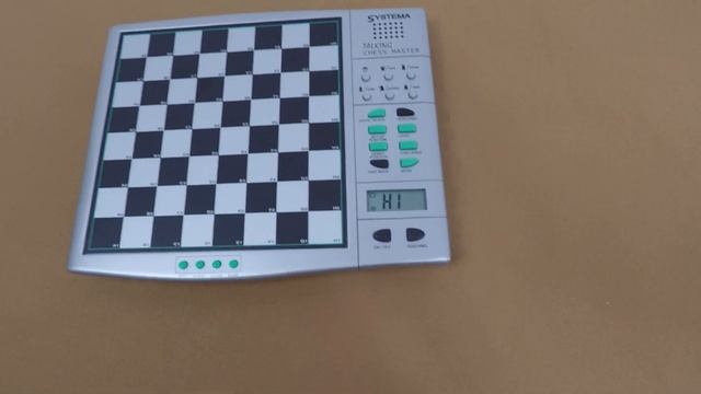Шахматный компьютер Systema Talking Chess Master смотреть онлайн