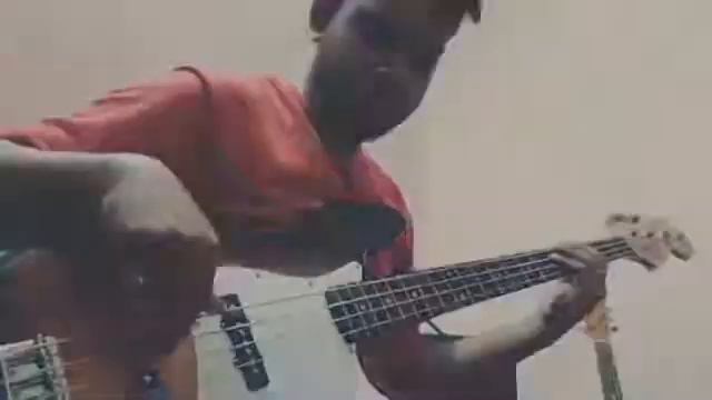 Squire Afinity Jazz Bass Modified by Alnico 5 Custom Pickup. смотреть онлайн