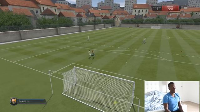 BLACK GOALIE!!! - FIFA 15 SKILL GAMES смотреть онлайн