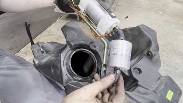 K1200LT Fuel Filter / Fuel Pump Replacement смотреть онлайн