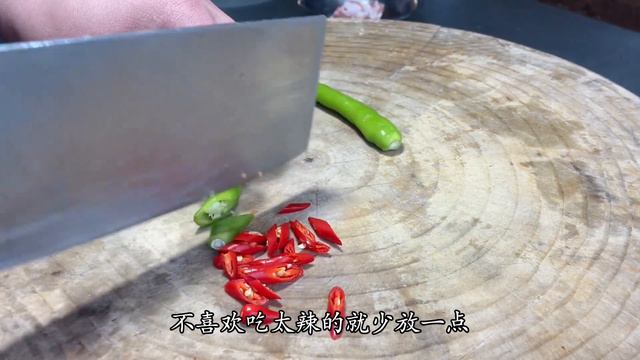 廚師長教你小炒西葫蘆的家常做法，步驟詳細，鮮香微辣下酒又下飯【留意美食】#炒西葫蘆  #西葫蘆