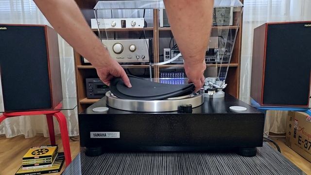 Yamaha GT-2000 Тест на работоспособность смотреть онлайн