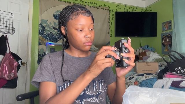 Unboxing my new camera with me (Canon Eos M200) *best beginner friendly camera* смотреть онлайн