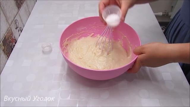 Готовлю ТАК уже 100 лет! Кексы к чаю из того, что нашлось в доме - Бюджетно, Просто и Вкусно смотреть онлайн