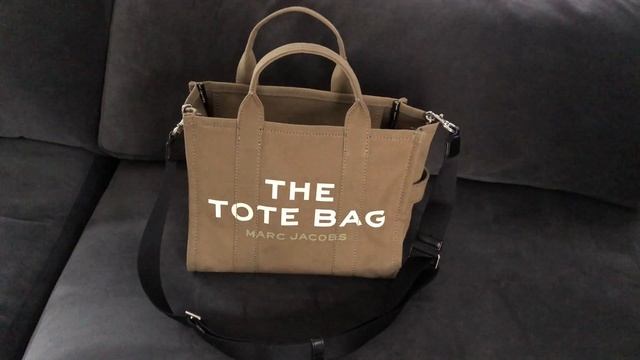 MARC JACOBS | The Traveler Tote Bag (Small)
