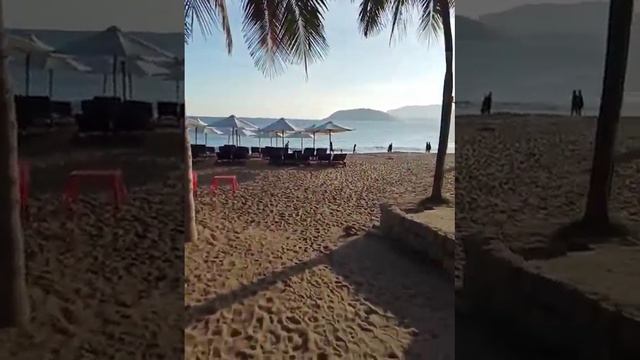 Двигаю на пляж Южно-китайского моря смотреть онлайн