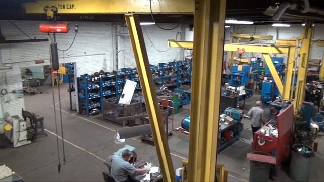 Large Motor Repair - York Repair 2015 смотреть онлайн