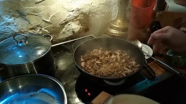 Ризотто с морепродуктами в сливочном соусе смотреть онлайн