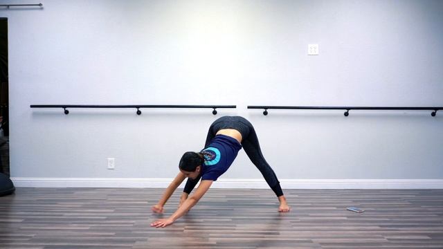 How To Get Flexible Legs I Follow Along Stretch Routine смотреть онлайн