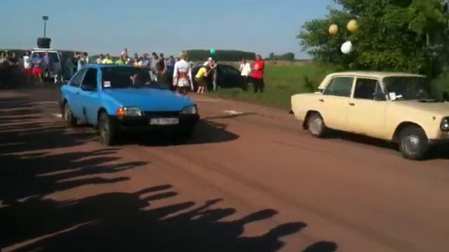 ford escort vs ваз2101.MOV смотреть онлайн
