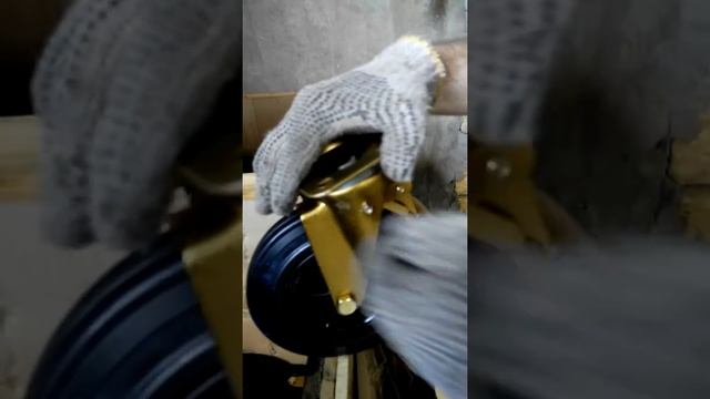 Колеса 200 мм. К мусорным бакам.