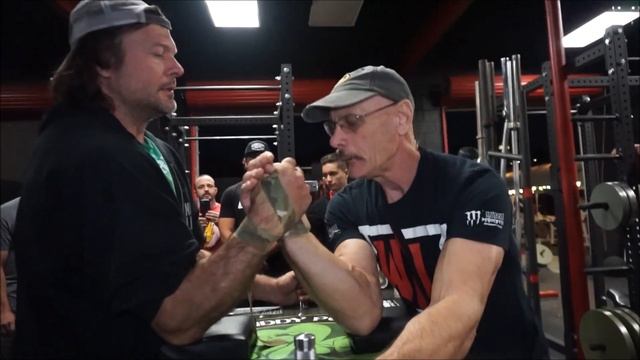 Devon LARRATT Vs WORLD CHAMPION Armwrestler Allen FISHER