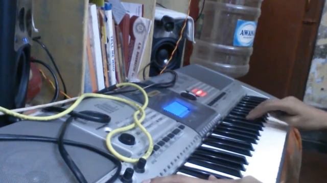 Sherlock Theme Improvised on piano смотреть онлайн