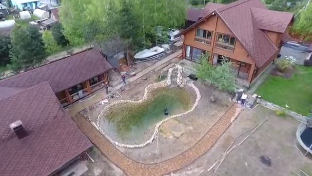 Декоративный пруд под 