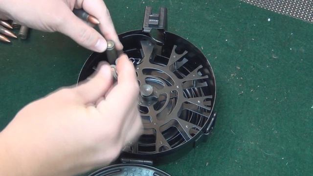 AK-47: How To Load A Drum Mag (HD) смотреть онлайн