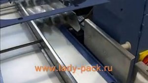 Упаковка флаконов жидкого мыла OLAY в термоусадочную пленку