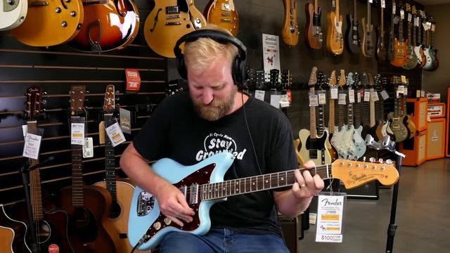 Fender (Filtertron) 60th Anniversary Triple Jazzmaster - Having fun and playing around - RC s1e8 смотреть онлайн