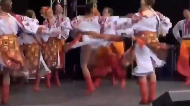 А у мене є корова - Band ODESSA смотреть онлайн