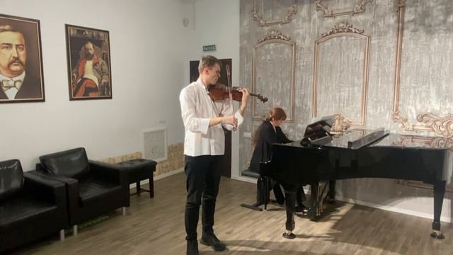 Я. Cибелиус Концерт для скрипки с оркестрoм d moll 2,3 части. Исп. Михайлов Даниил смотреть онлайн