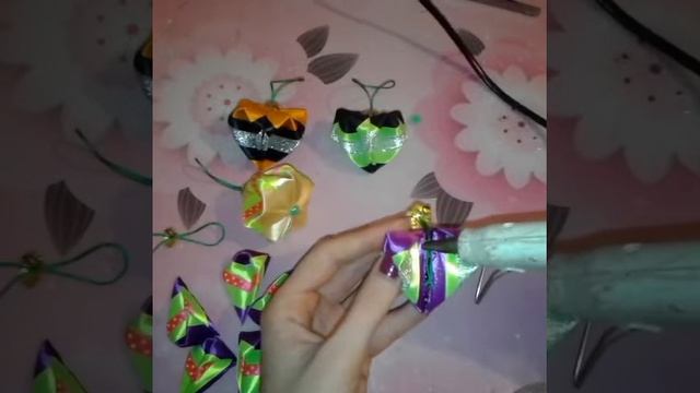 Новогодние, елочные игрушки, мини-фонарики из атласных лент смотреть онлайн