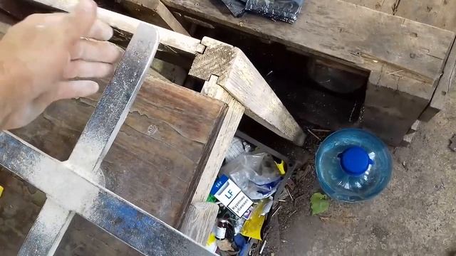 Попал кусок железа в зернодробилку. Не плановый ремонт дробилки. Крупорушка смотреть онлайн