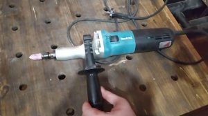 Почему прямая шлифмашина Makita GD 0810 C Г..... Серия 2