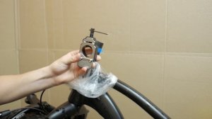 Способ как на коленке  ровно отпилить карбоновый шток вилки фэтбайка