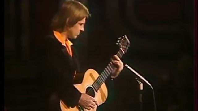 ВАЛЕНТИН ДЬЯКОНОВ - Красный конь (Песня '79) смотреть онлайн