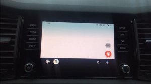 Skoda Kodiaq Active. Подключаем смартфон к Bolero. Навигация Waze.
