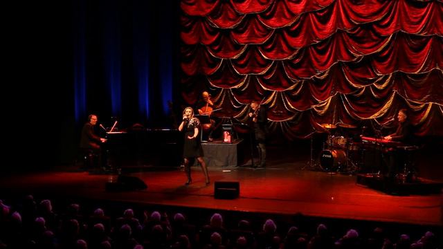 Libiamo ne' lieti calici (La Traviata) - Petra Berger смотреть онлайн