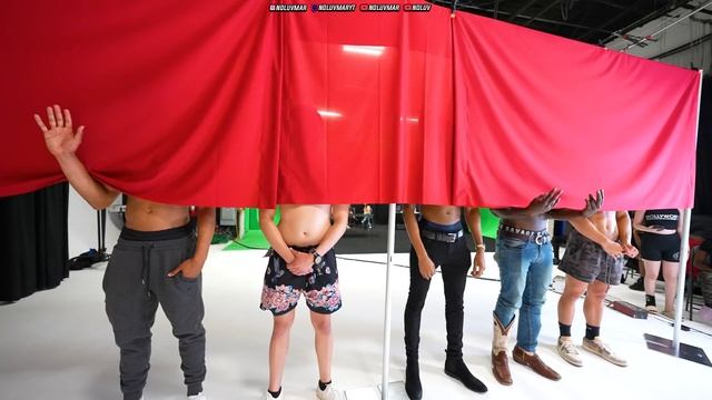 Blind Dating Based Off Bodies!