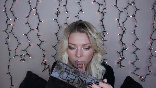 Макияж на День Святого Валентина - Valentine's Day Makeup смотреть онлайн