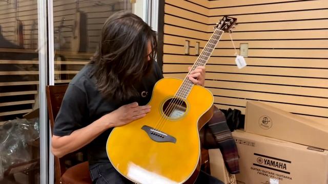 Two Cool Yamaha Steel Strings! FS-TA Transacoustic and CSF1M Parlor. Plus "Faux" Gypsy Jazz Tip! смотреть онлайн