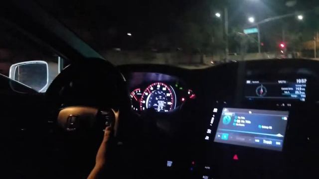 Accord v6 Vs Mercedes C-300 смотреть онлайн
