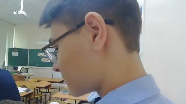 Что? или путешествие через ухо и нос смотреть онлайн