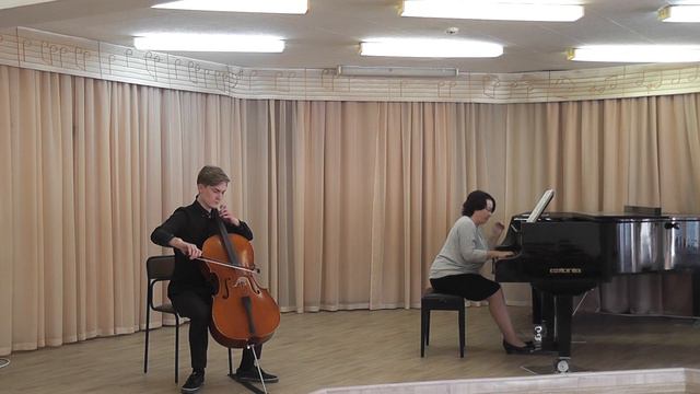 Песнь Менестреля, А. Глазунов. Исп. Конради Андрей (виолончель), конц. Зайцева А.О. смотреть онлайн