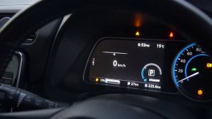 Ставим в багажник nissan leaf бензогенератор. Показываем, какой расход топлива выходит