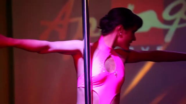 Клип с выступления Pole Dance смотреть онлайн