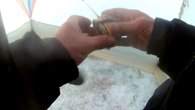 Зимняя рыбалка в мороз и сильный ветер. смотреть онлайн