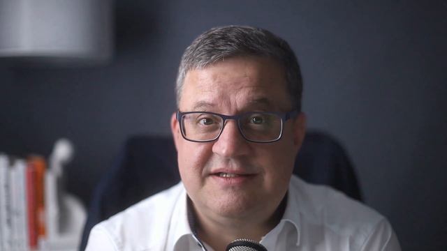 302 | Leadership in a Corporate Crisis | Rieneke Deelstra | Eksteen de Waal смотреть онлайн