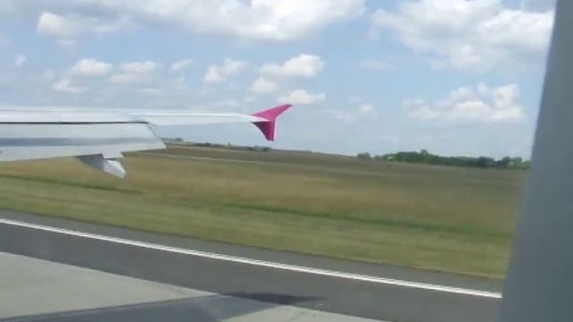 Landing Budapest Ferihegy смотреть онлайн