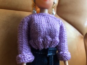 БЕСПЛАТНЫЙ МК // КАК СВЯЗАТЬ КОФТУ ДЛЯ КУКЛЫ БАРБИ СПИЦАМИ