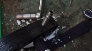 Замена склиз на снегоходе